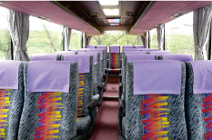 小型バス車内02